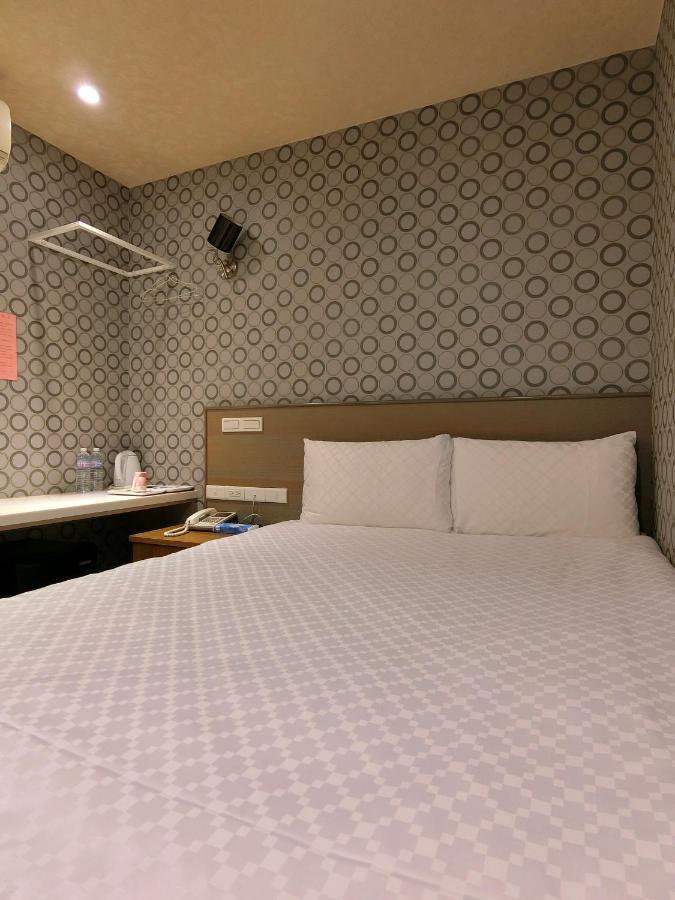 Taiwan Seven Days Boutique Hotel Taipei Exterior photo