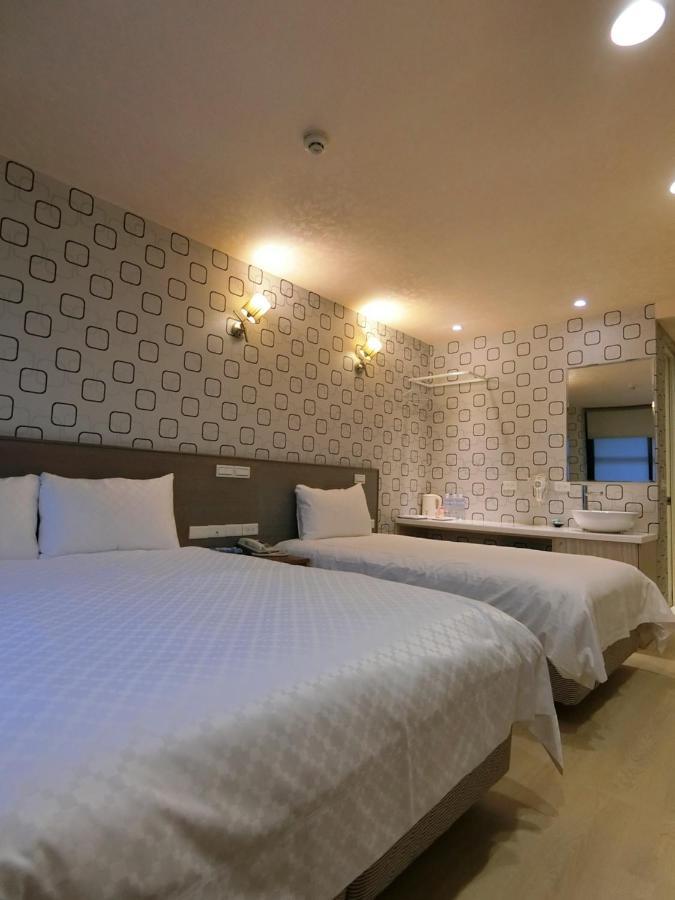 Taiwan Seven Days Boutique Hotel Taipei Exterior photo